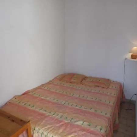 2 Pieces Avec Mezzanine Et Parking Prive, Animaux Admis - Fr-1-326-405 Апартаменты *